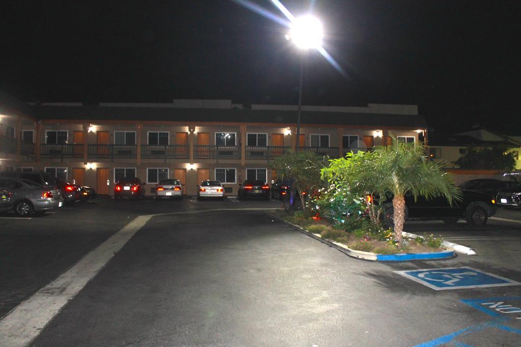 El Rancho Inn Hawthorne Ngoại thất bức ảnh